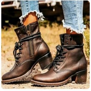 NWT Freebird by Steven Cavalier Black Distressed (Size 6) boots booties